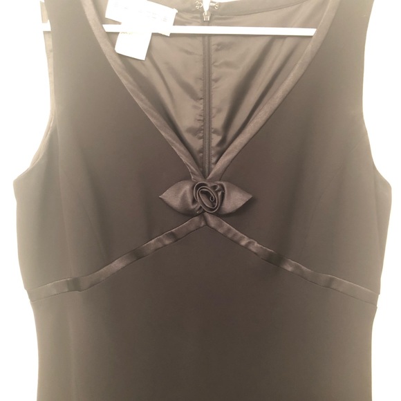Evan-Picone Black Sleeveless Cocktail Dress - Picture 2 of 6